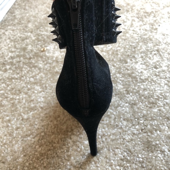 Suede heels - Picture 5 of 5